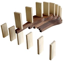 an integration of the domino effect and one of our previous projects: the impossible stack